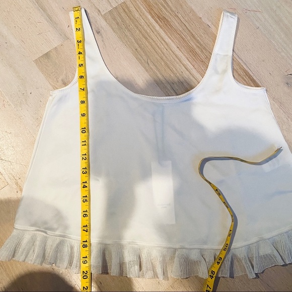 NEW Elizabeth and James ivory sleeveless tank/cami - Picture 3 of 9